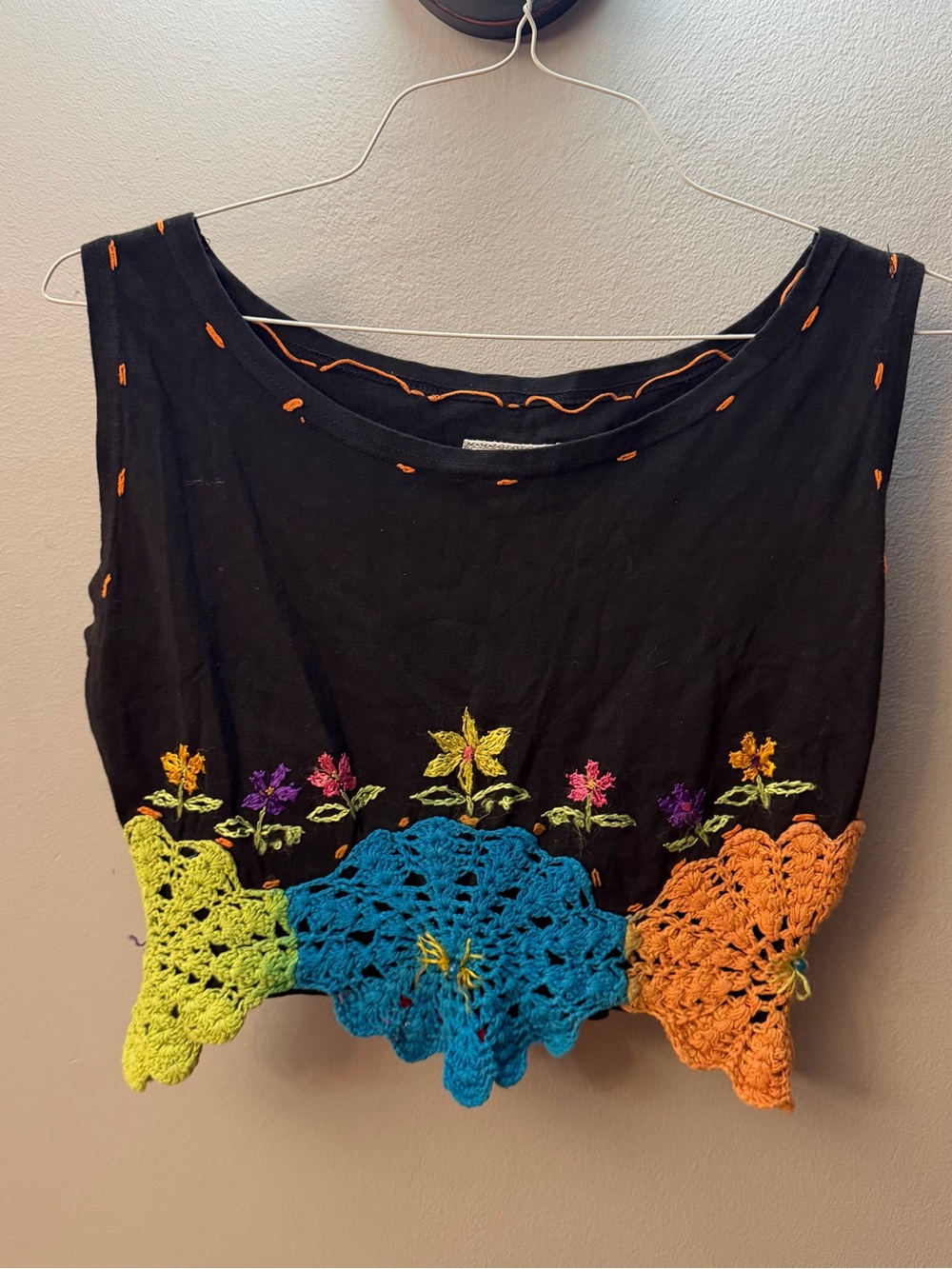 Vintage 90’s Joujou boho floral crochet cropped tank top